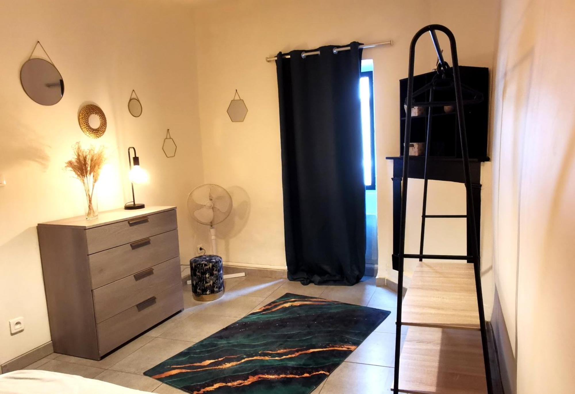 Appartement En Plein Coeur De Macon H Luaran gambar